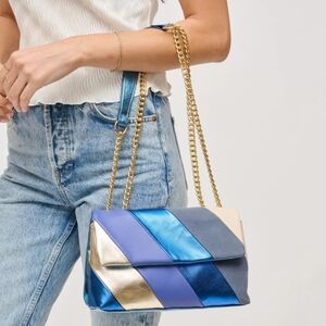 URBAN EXPRESSIONS RAYNE COLOR BLOCK CONVERTIBLE CROSSBODY BAG